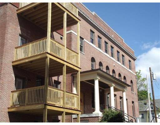 Apartment for rent at 159 Moore St #159U2, Lowell, MA 01852