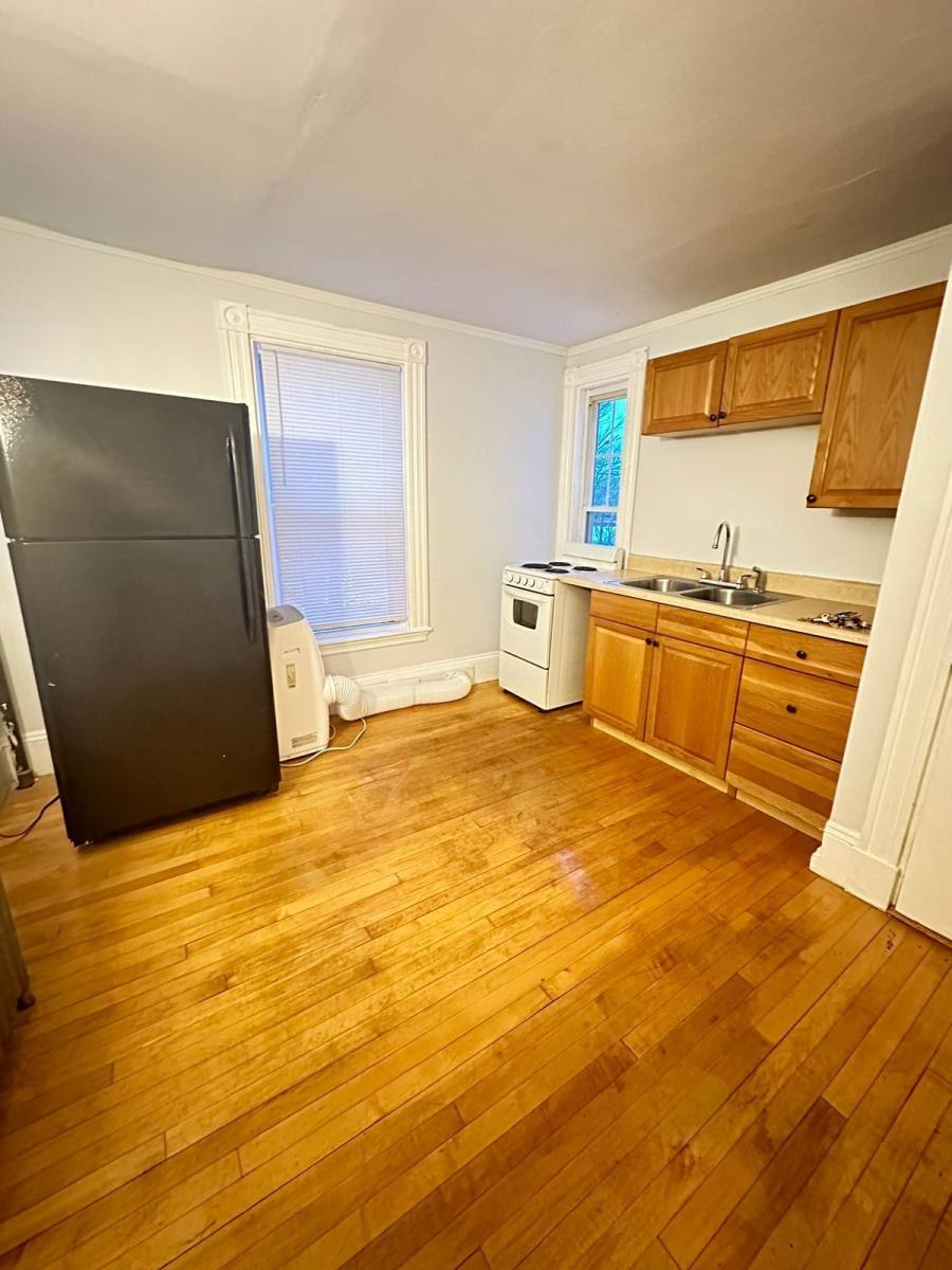 Apartment for rent at 646 Main Rd N #2B, Hampden, ME 04444