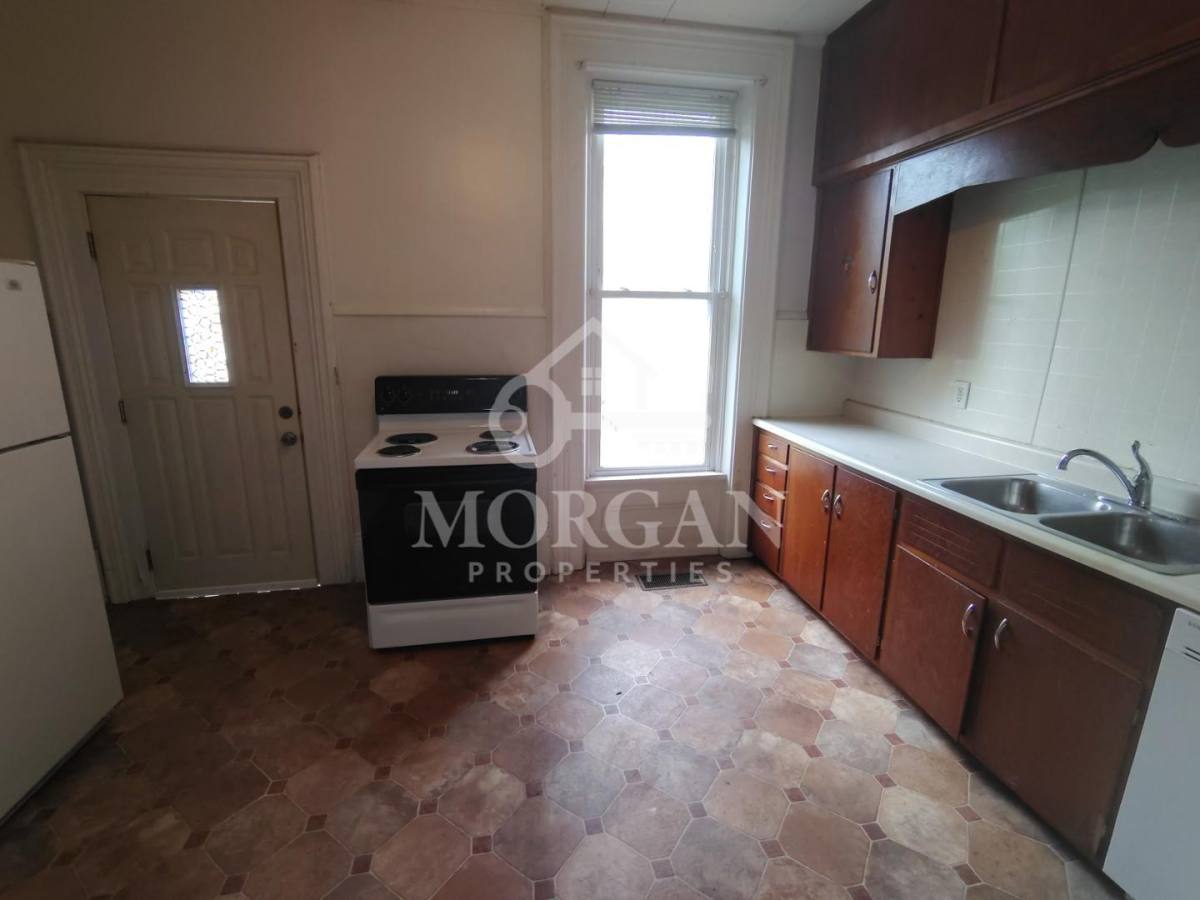 Apartment for rent at 1220 S Washington St #B, Marion, IN 46953