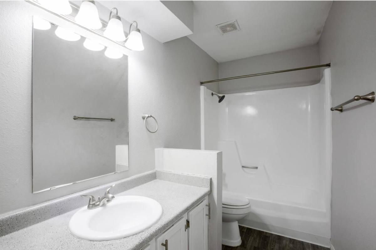 Apartment for rent at Candlewood Village, 12050 Candelaria Rd NE #40, Albuquerque, NM 87112