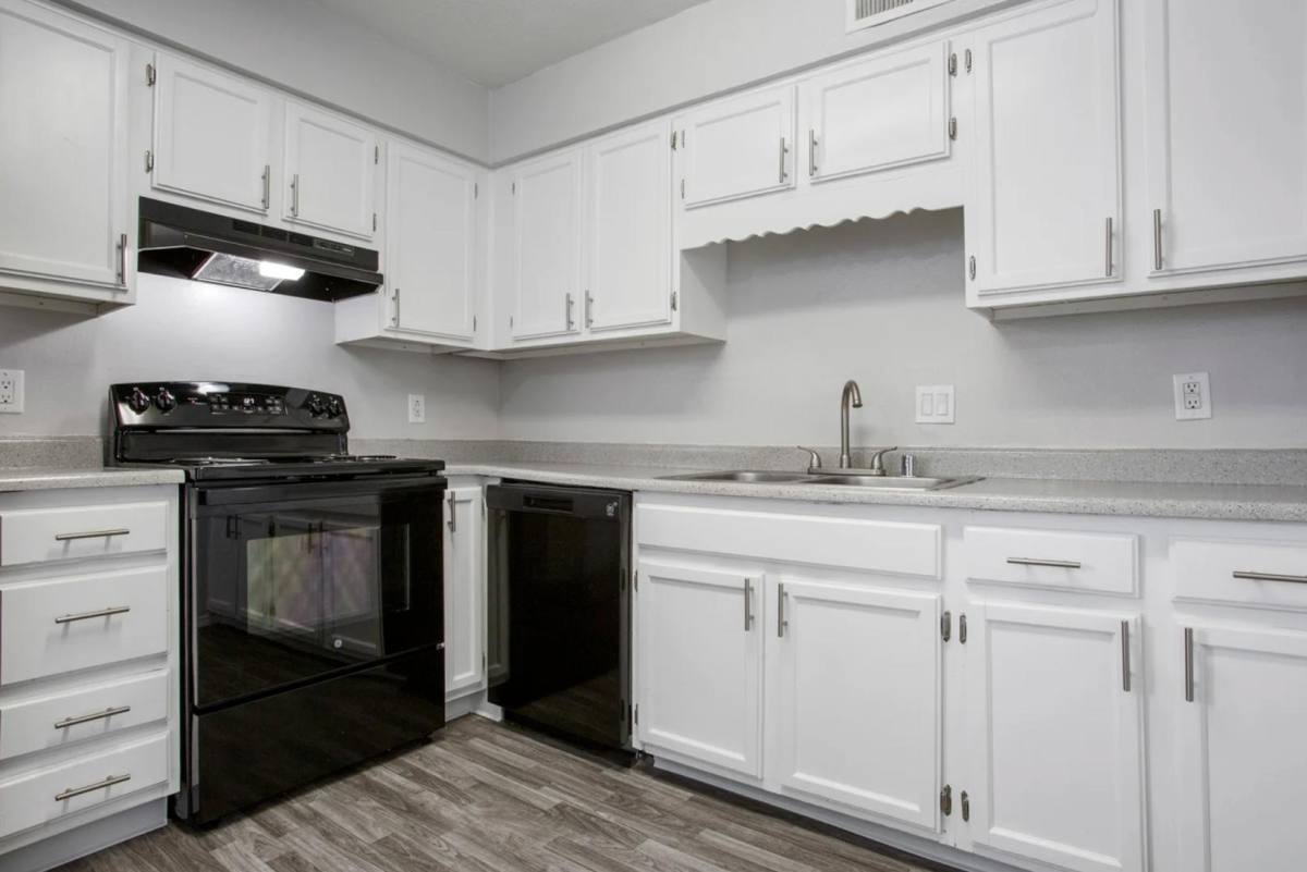 Apartment for rent at Candlewood Village, 12050 Candelaria Rd NE #40, Albuquerque, NM 87112