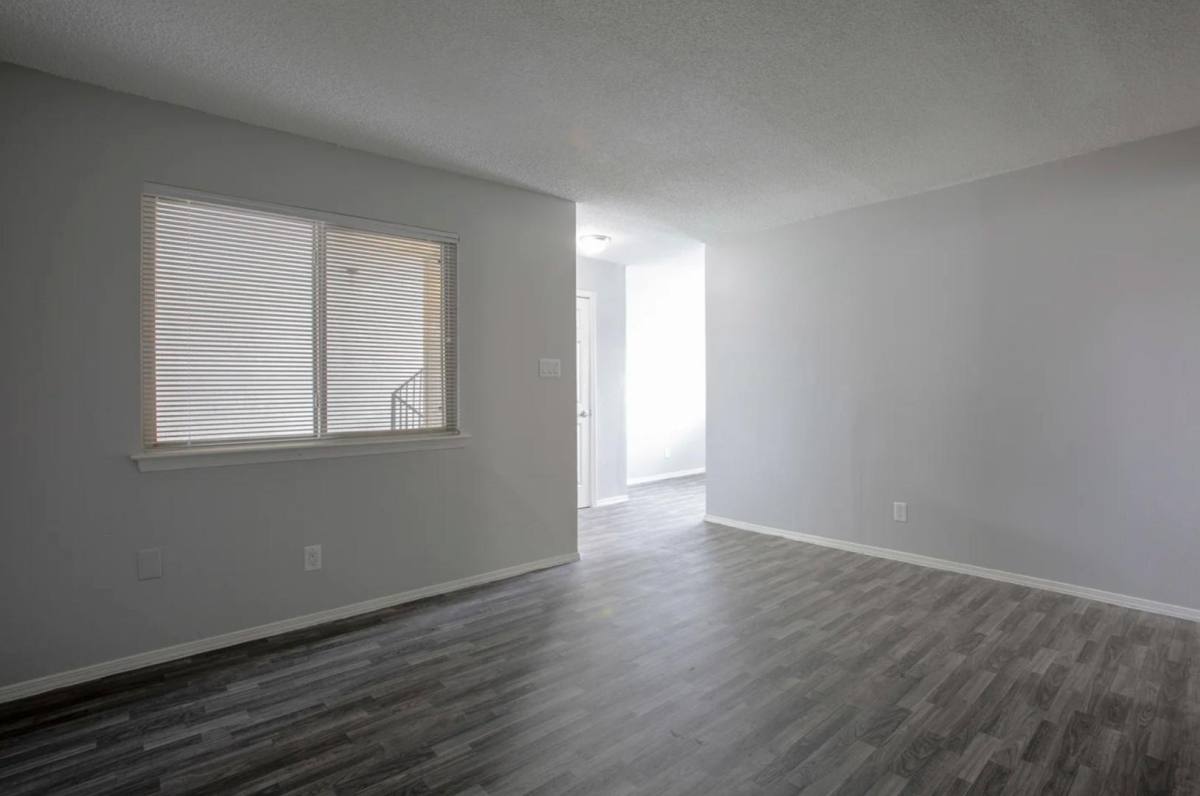 Apartment for rent at Candlewood Village, 12050 Candelaria Rd NE #40, Albuquerque, NM 87112
