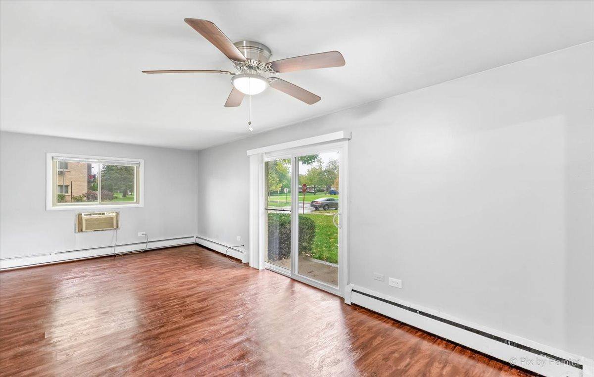 Apartment for rent at 1080 N Wheeling Rd #3B, Mount Prospect, IL 60056