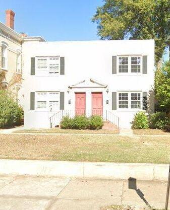 Apartment for rent at 2602 Grove Ave, Richmond, VA 23220