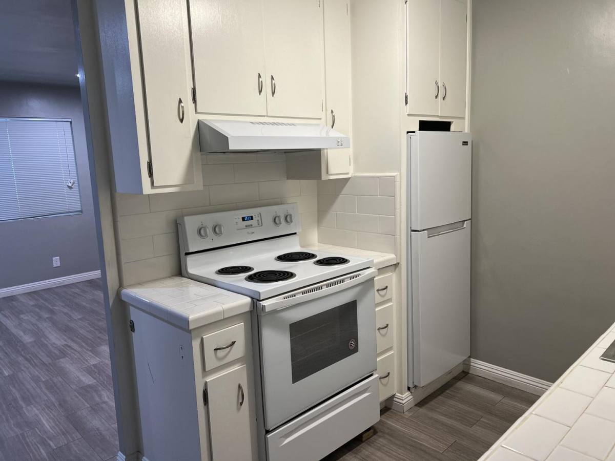 Apartment for rent at 2018 19th St, Bakersfield, CA 93301