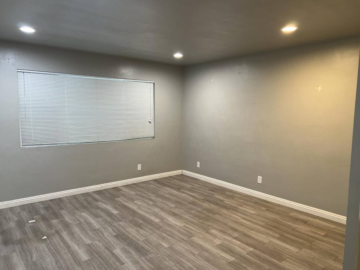 Apartment for rent at 2018 19th St, Bakersfield, CA 93301