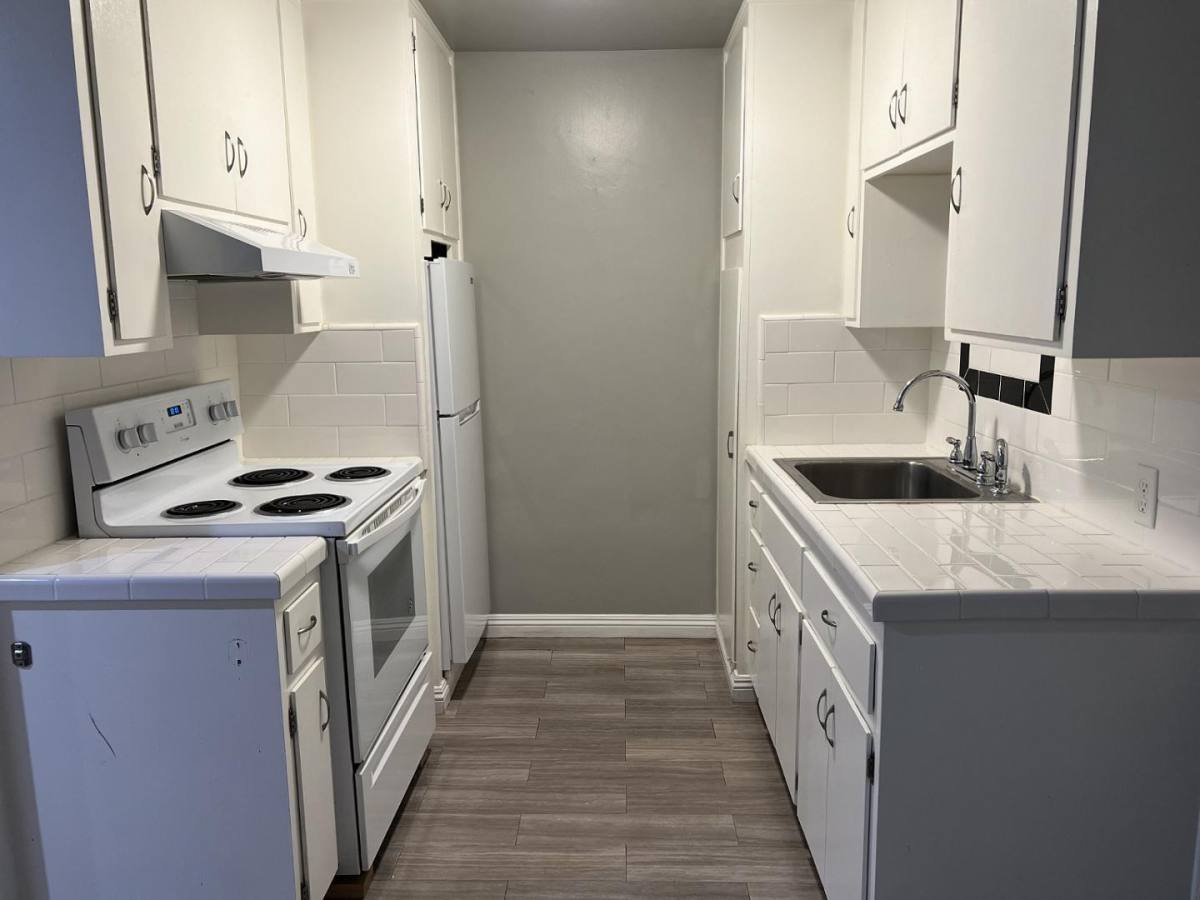 Apartment for rent at 2018 19th St, Bakersfield, CA 93301