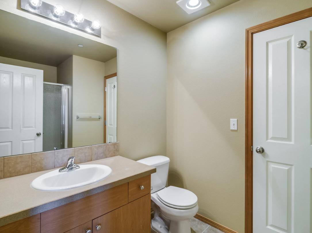 Apartment for rent at 2750 SW Indian Ave, Redmond, OR 97756