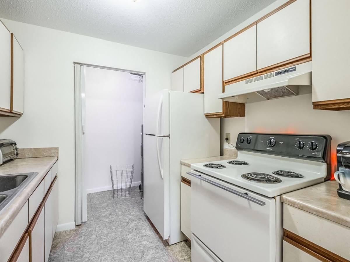 Apartment for rent at 682 Ohio St #28, Bangor, ME 04401