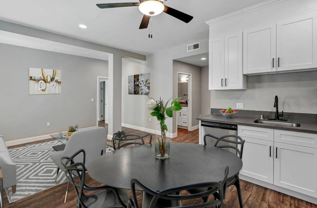 Apartment for rent at Flats on Elk, 1119-1123 E Elk Ave #8, Glendale, CA 91205
