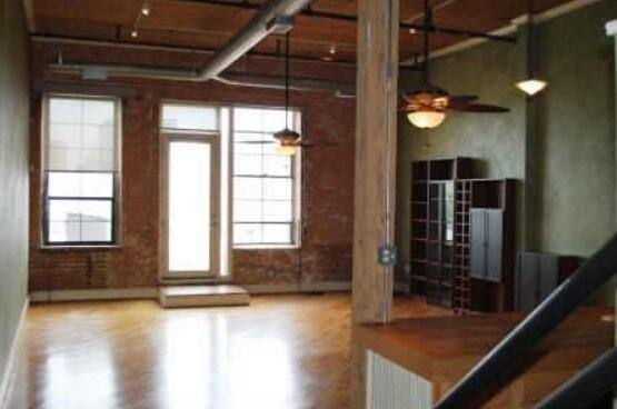 Townhouse for rent at 3026 Commerce #205, Dallas, TX 75226