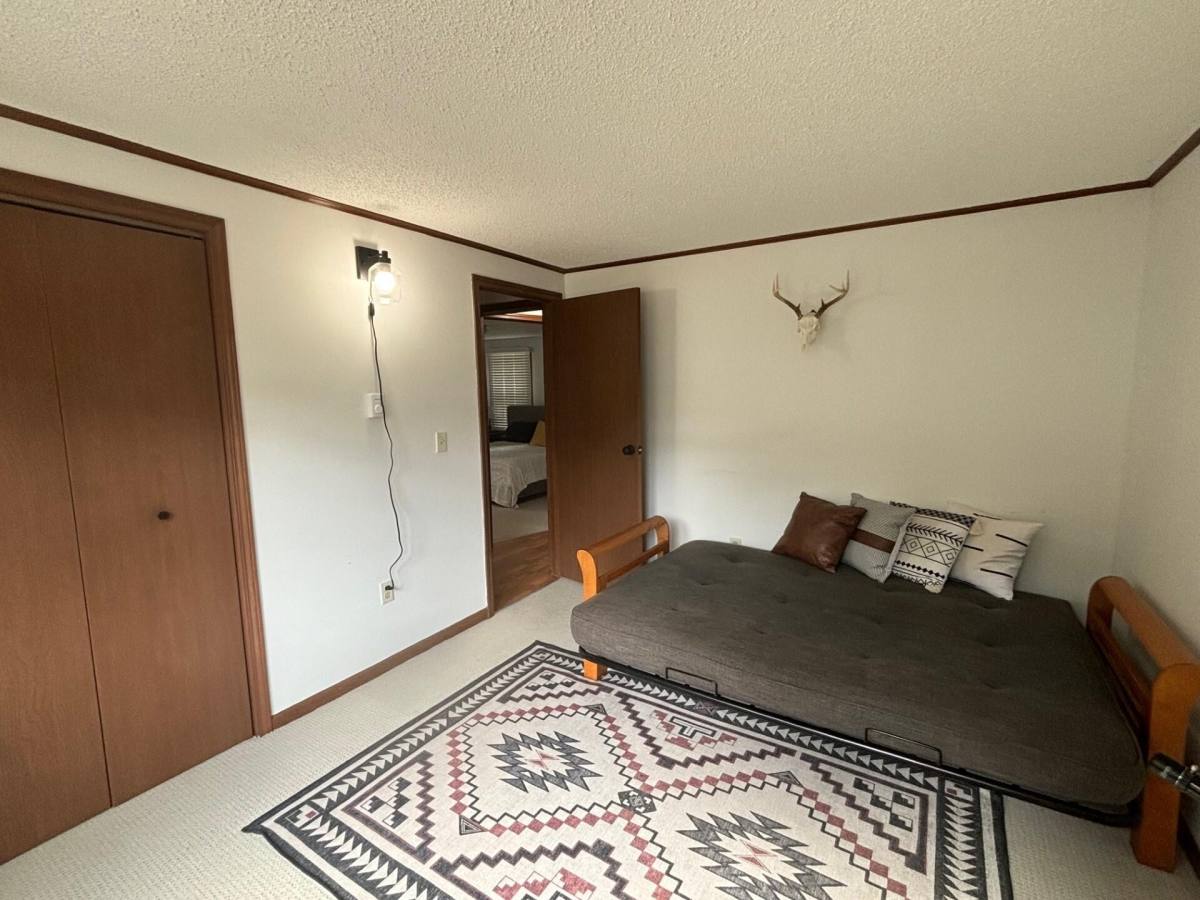 House for rent at 8 Black Point Rd, Moultonborough, NH 03254