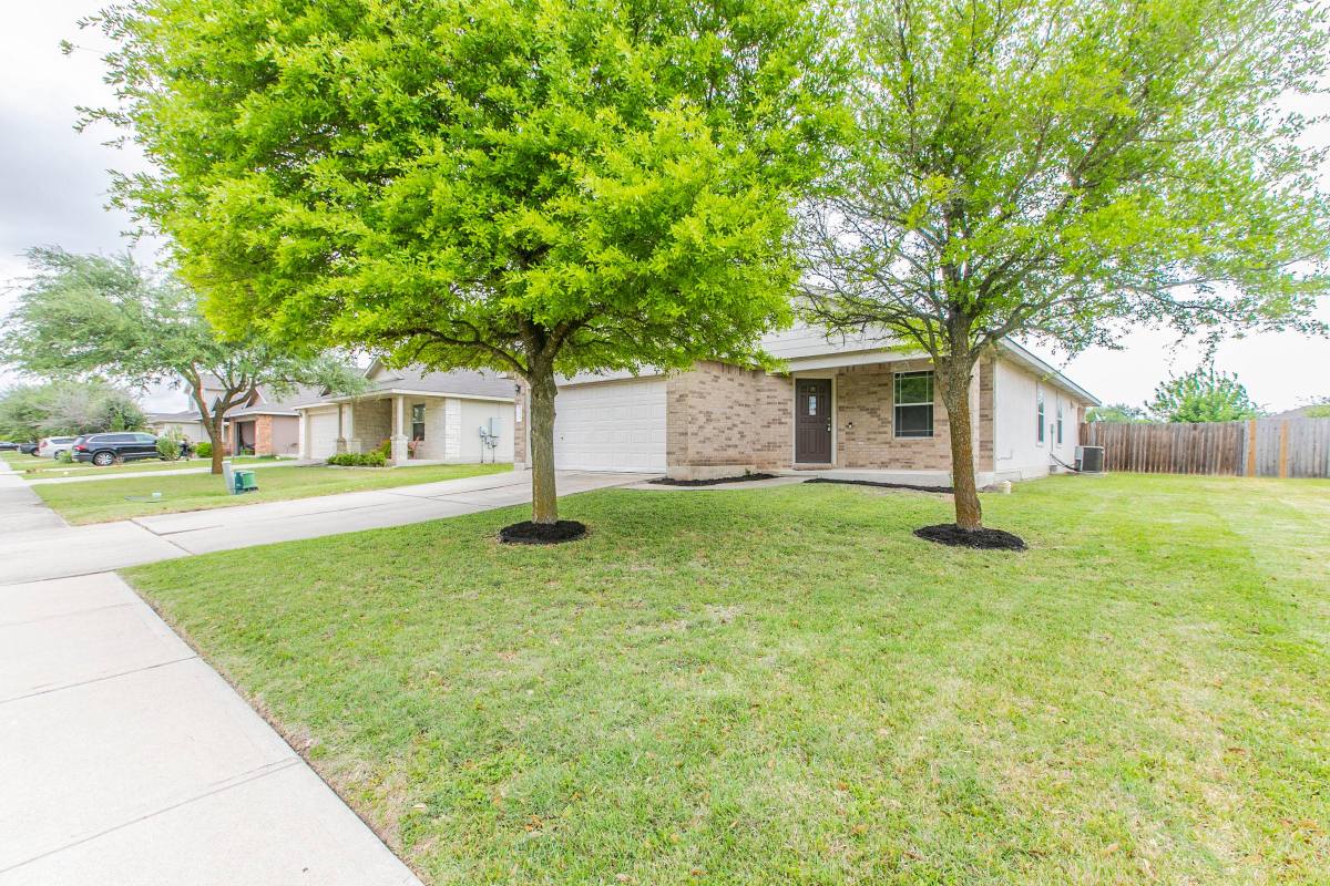 House for rent at Meadows at Creek Bend, 104 Easy St, Hutto, TX 78634