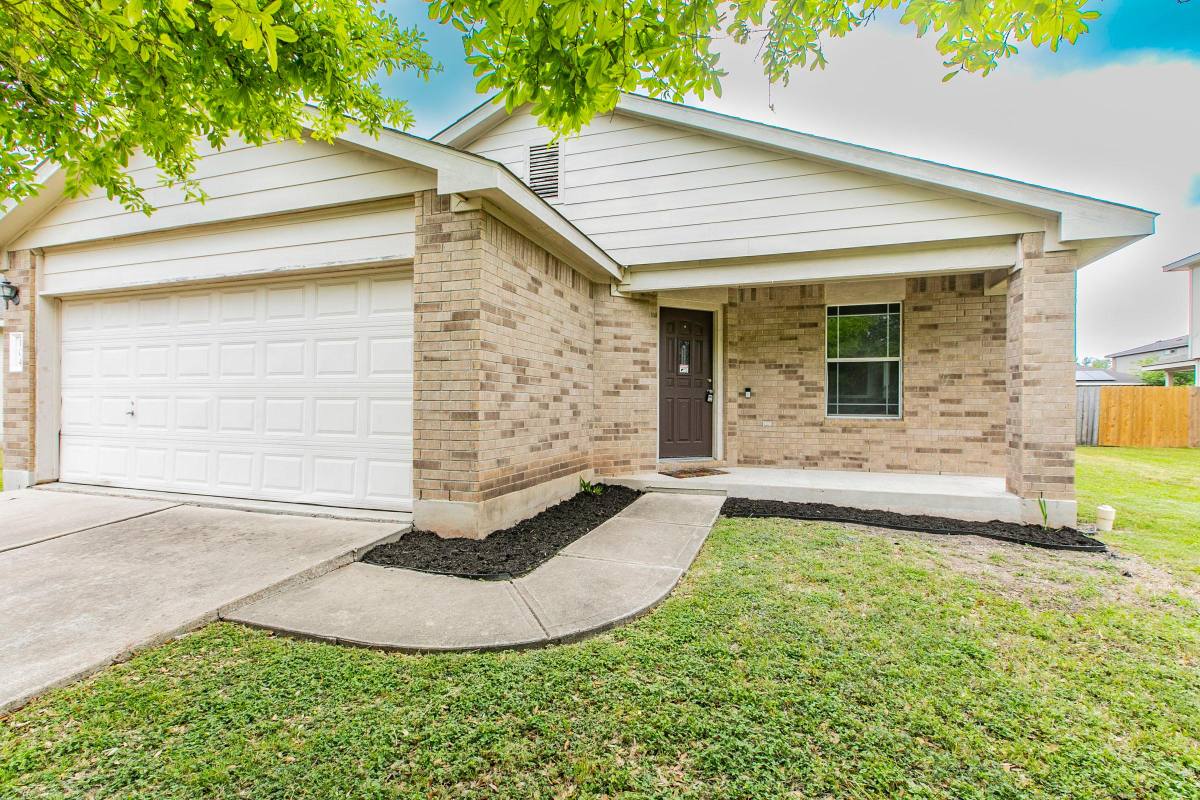 House for rent at Meadows at Creek Bend, 104 Easy St, Hutto, TX 78634
