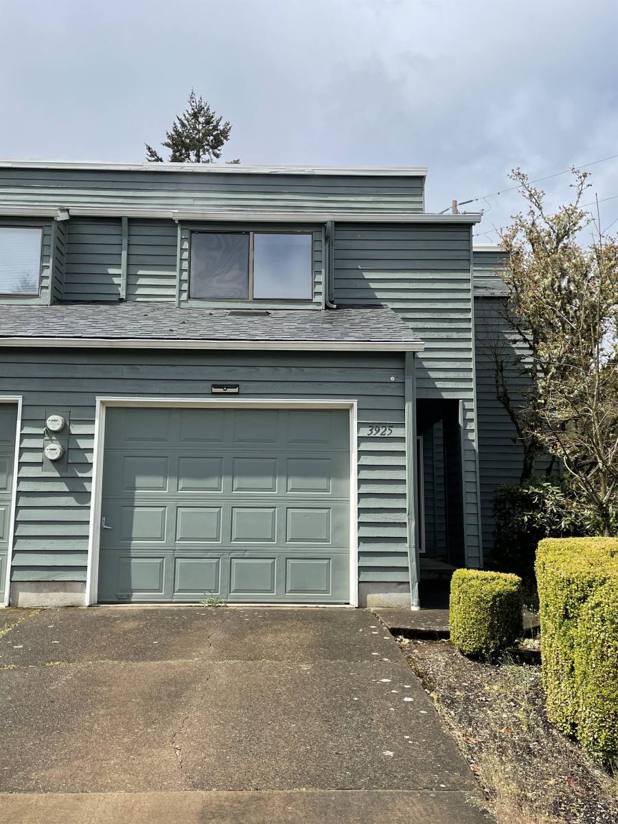 Townhouse for rent at Walnut Glade, 3925 NW Walnut Place, Corvallis, OR 97330