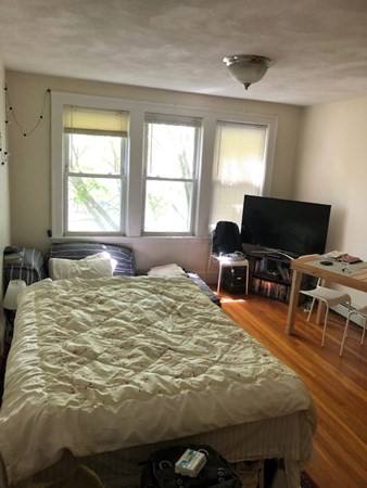 Apartment for rent at 38 Day St #34, Somerville, MA 02144
