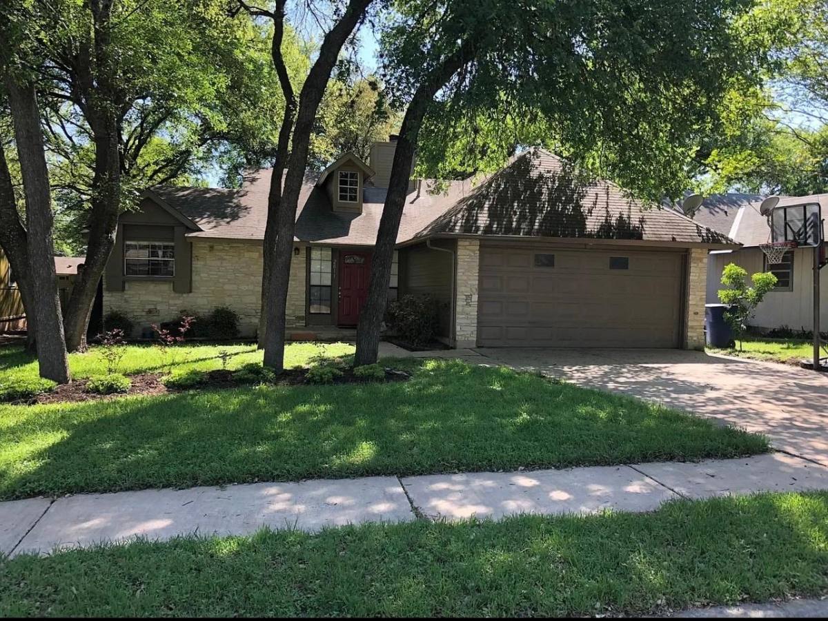 House for rent at Pheasant Run, 2811 Crownspoint Dr, Austin, TX 78748