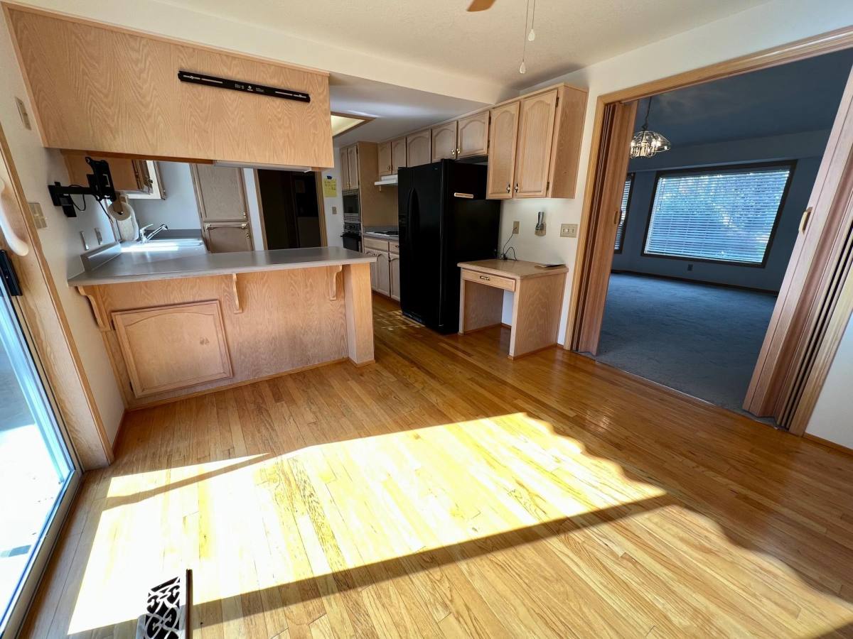 House for rent at Valley View Terrace, 1842 Garden Dr, Medford, OR 97504