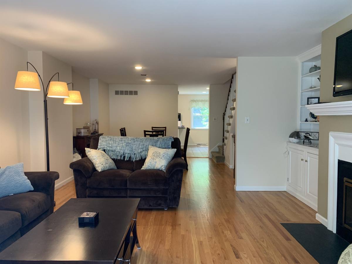 Townhouse for rent at 1319 W 10th St, Wilmington, DE 19806