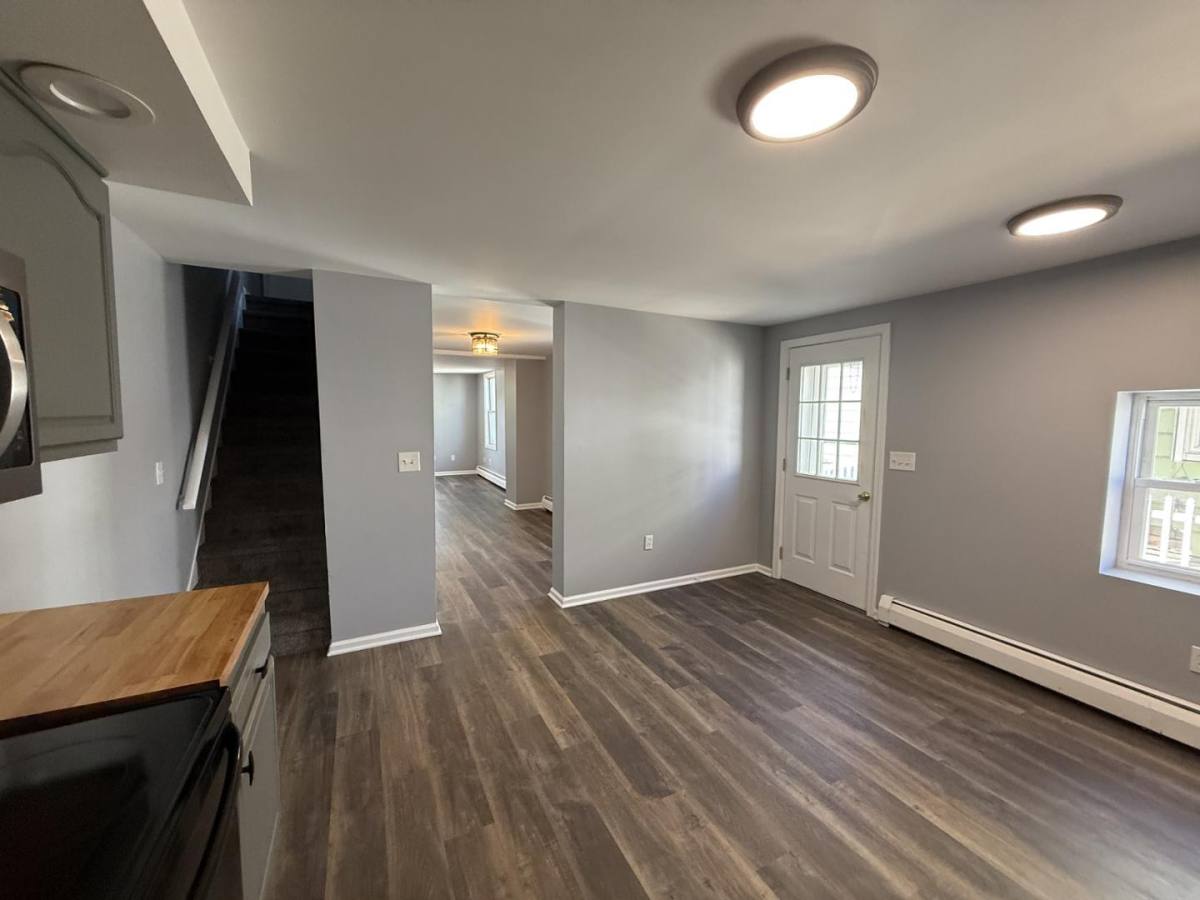 House for rent at 116E E 2nd St, Hummelstown, PA 17036