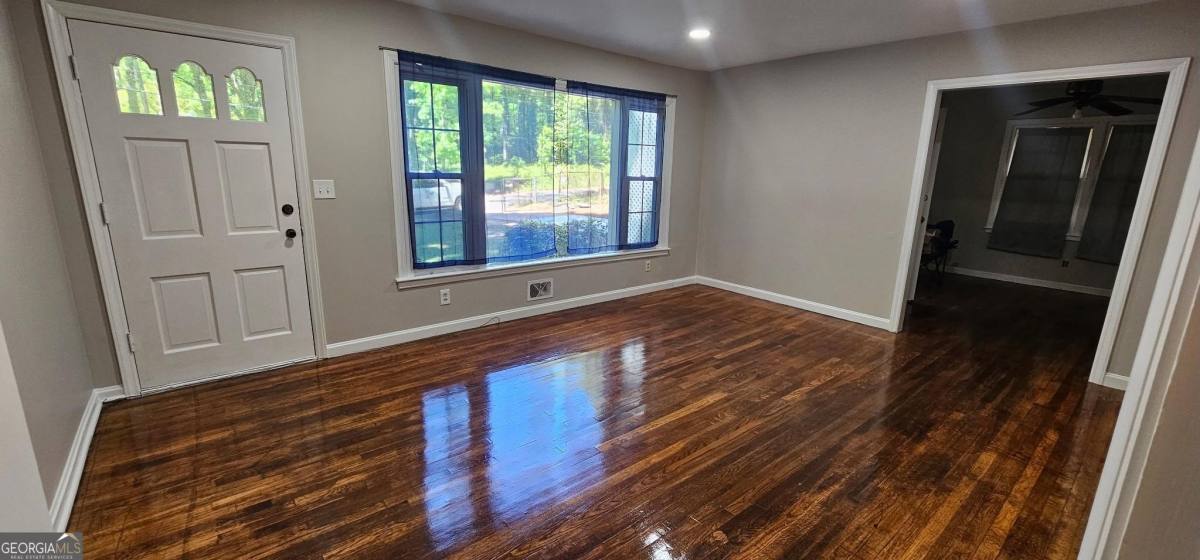 Apartment for rent at 488 Pomona Circle SW, Atlanta, GA 30315
