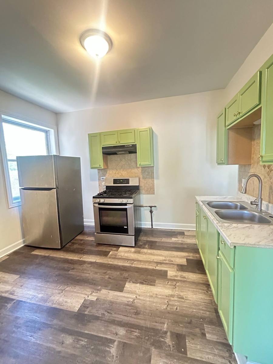 Apartment for rent at 6100 S Green St #841-3, Chicago, IL 60621