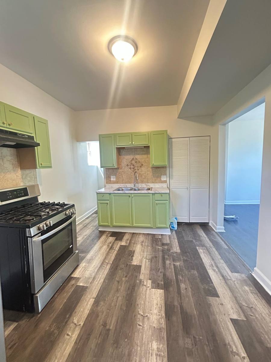 Apartment for rent at 6100 S Green St #841-3, Chicago, IL 60621