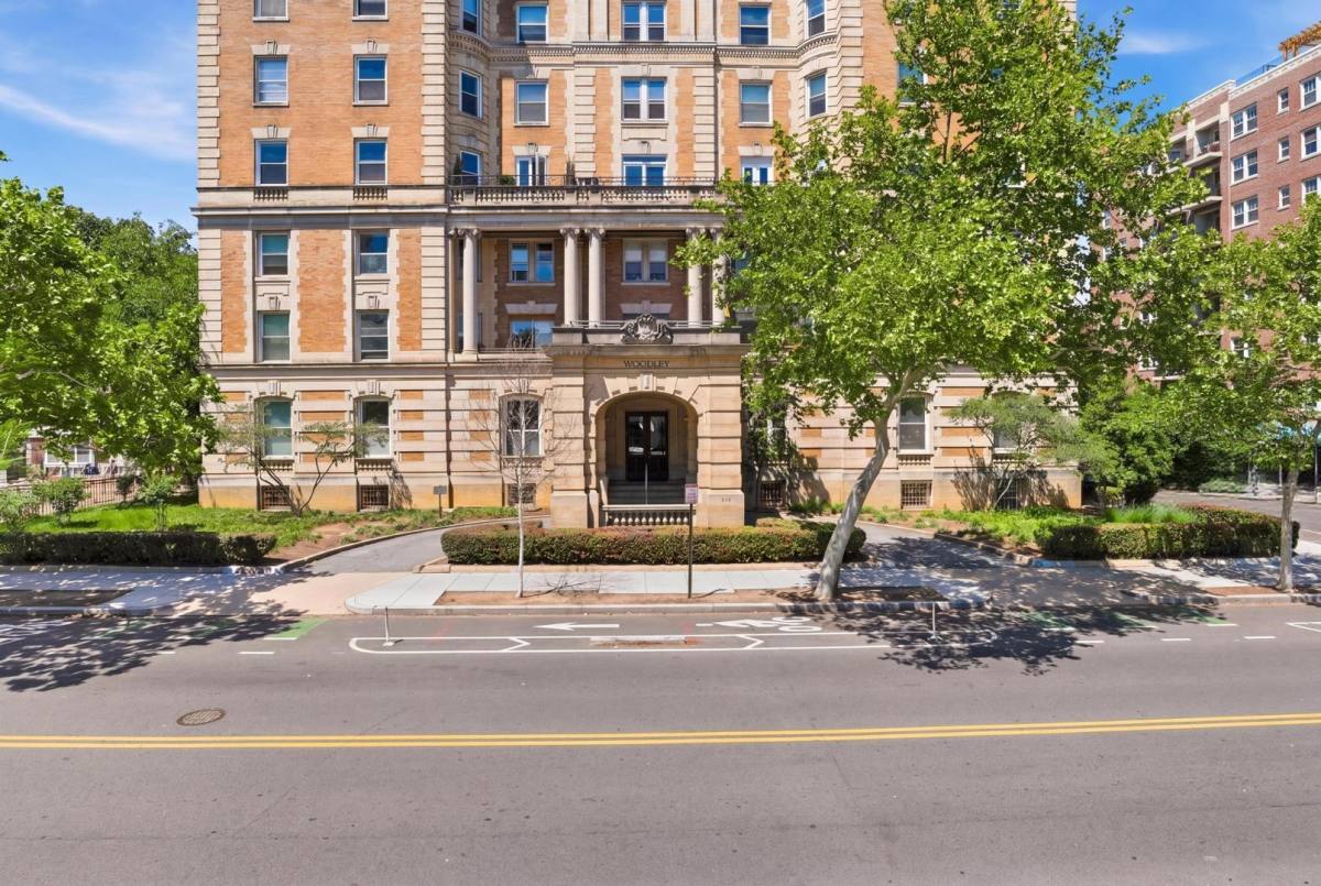 Condo for rent at 1841 Columbia, 1851 Columbia Rd NW, Washington, DC 20009