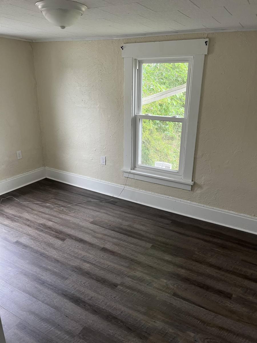 Apartment for rent at 551 New Alexandria Rd, Greensburg, PA 15601