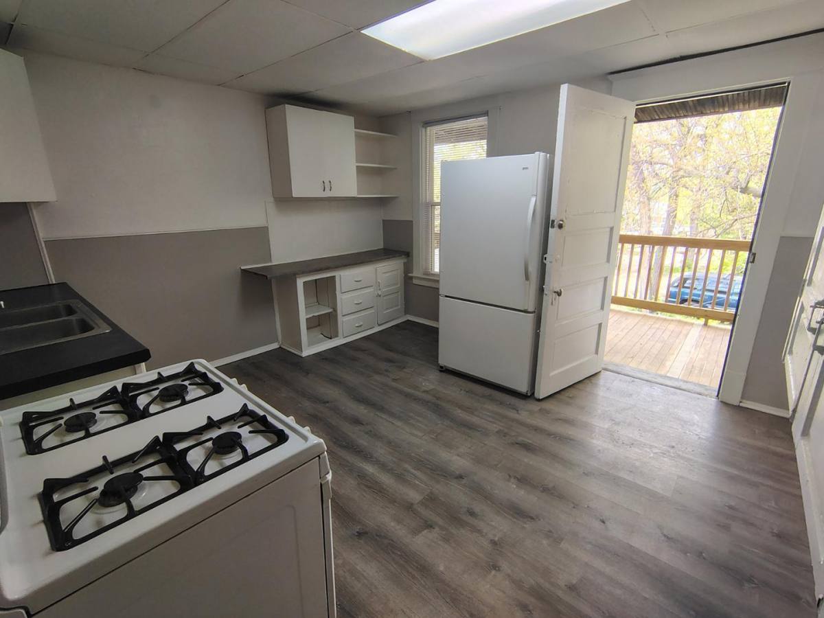 House for rent at 1112 Crosby St #2, Rockford, IL 61107