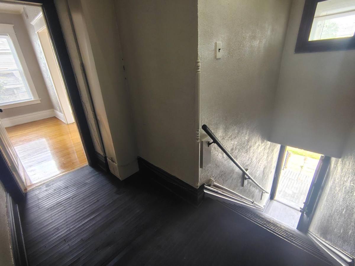 House for rent at 1112 Crosby St #2, Rockford, IL 61107