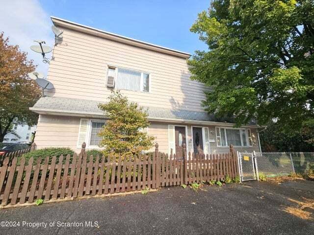 Apartment for rent at 624 Court St, Scranton, PA 18508