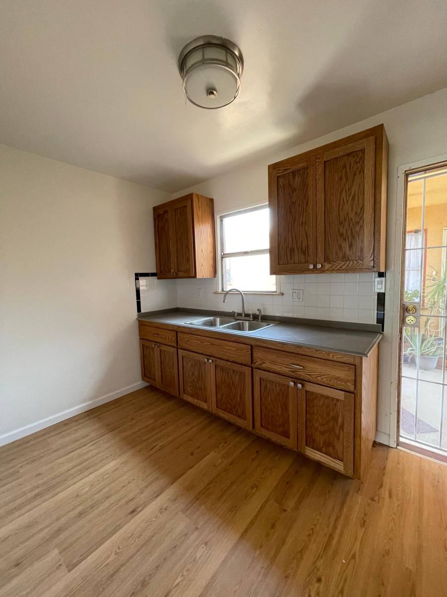 Apartment for rent at 1500 W Alameda Ave, Burbank, CA 91506