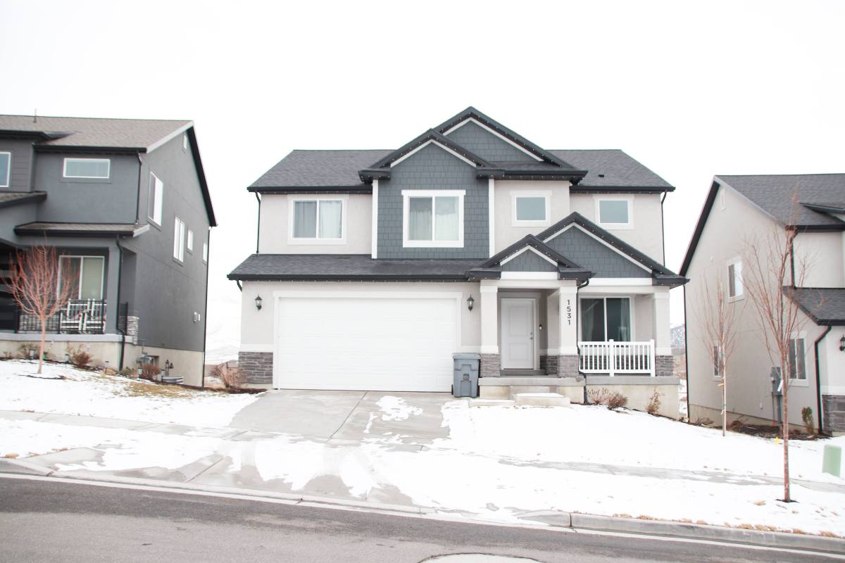 House for rent at 1531 W Stone Gate Dr, Saratoga Springs, UT 84045