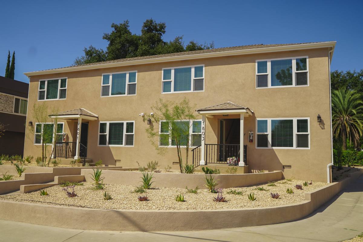 House for rent at 1801 E Chevy Chase Dr, Glendale, CA 91206