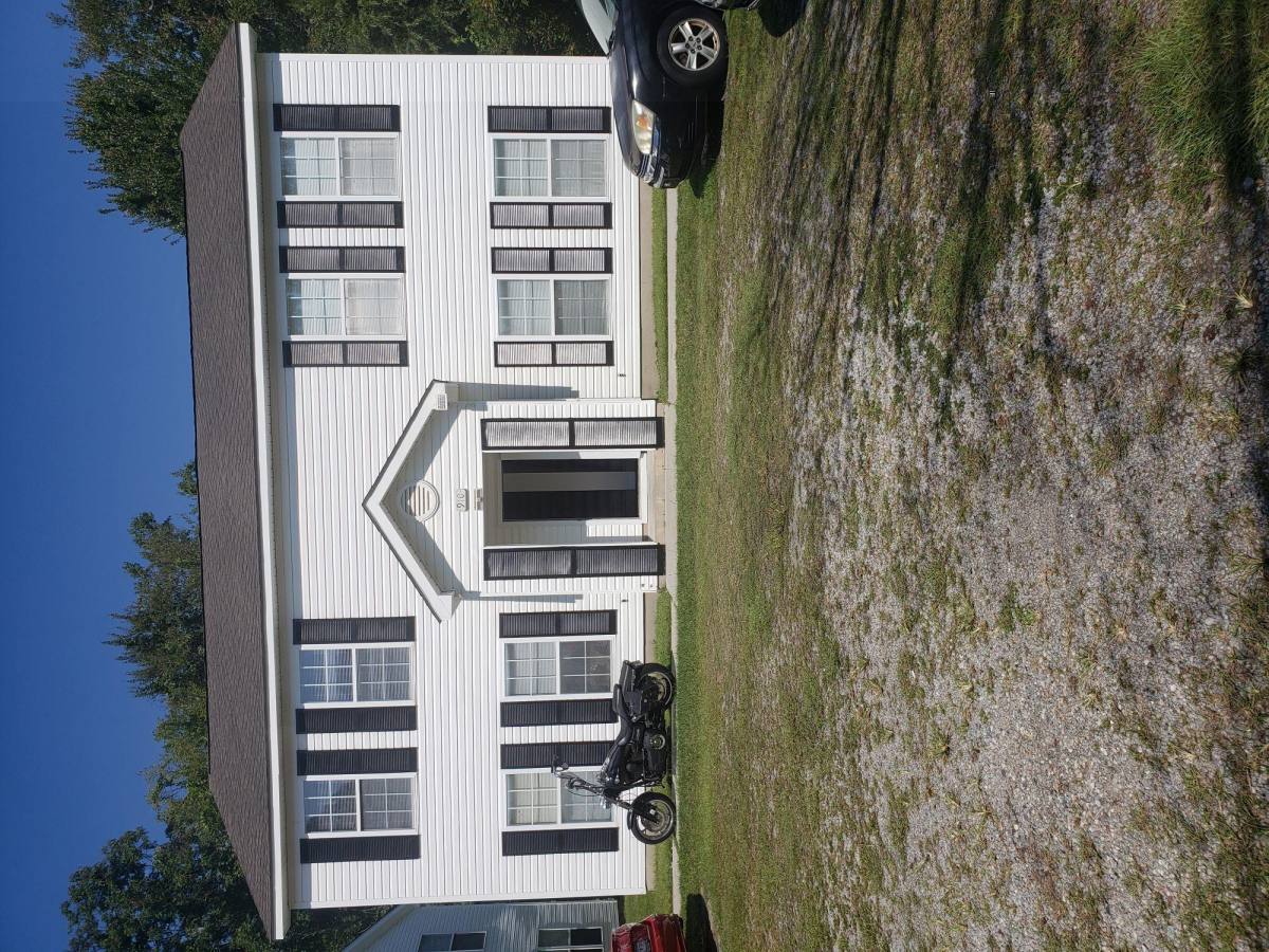 House for rent at Surfside Ocean Terrace, 910 S Poplar Dr #D, Myrtle Beach, SC 29575