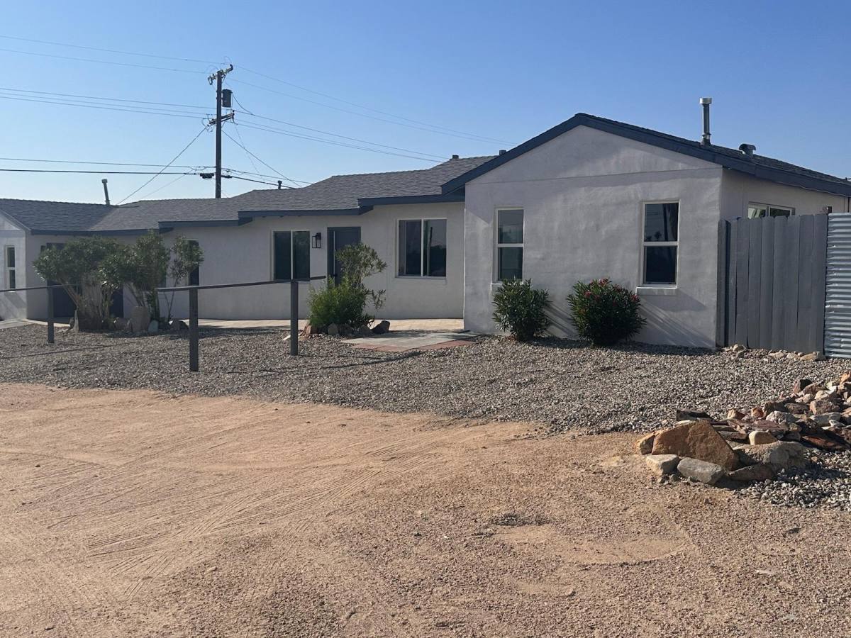 House for rent at 6545 Pine Ave #3, Twentynine Palms, CA 92277