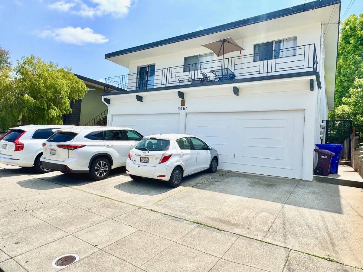 Apartment for rent at Laurel Grove Park, 3061 Kansas St, Oakland, CA 94602