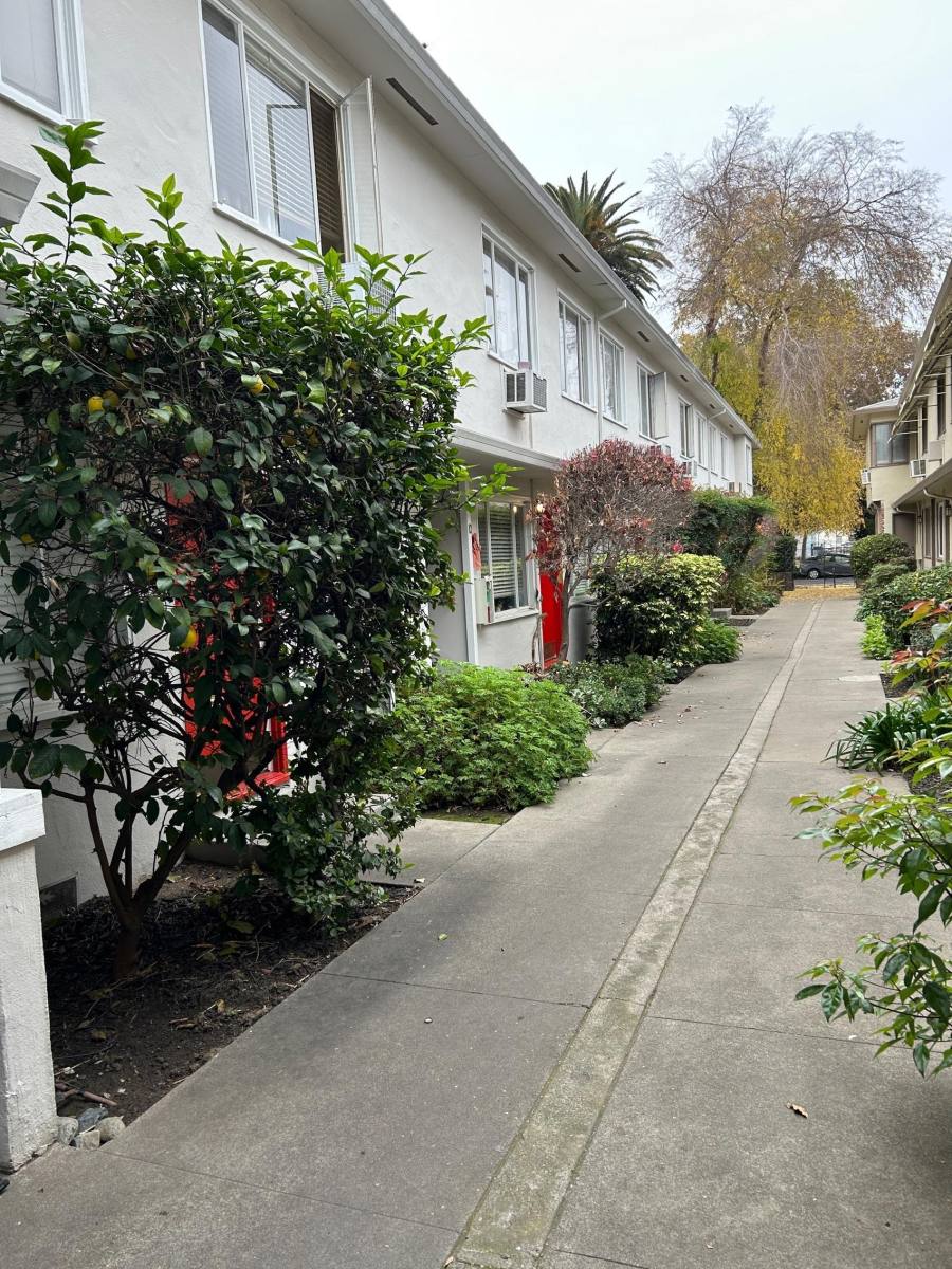 House for rent at 1716 N St, Sacramento, CA 95811