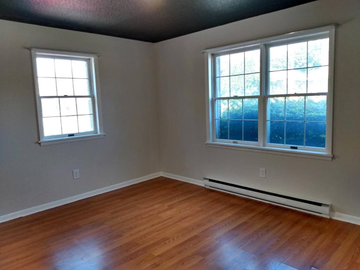 Apartment for rent at 74 Horst Ave, Chambersburg, PA 17201