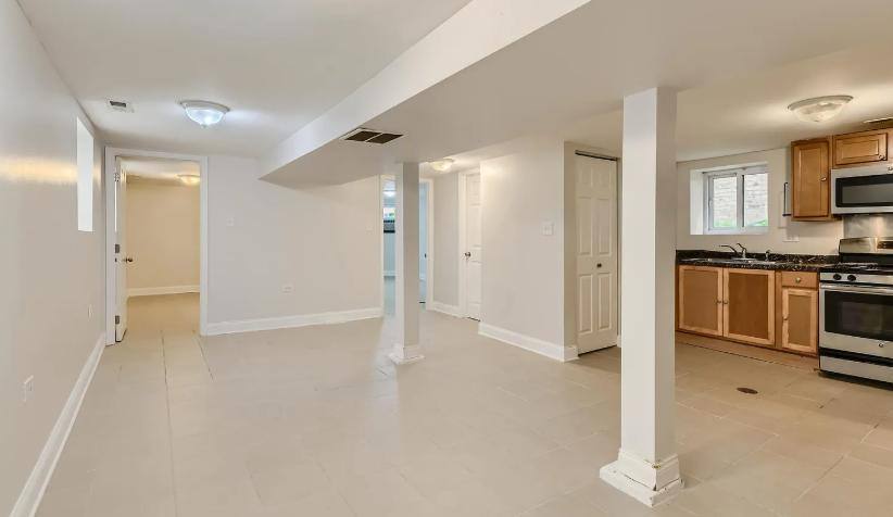 Apartment for rent at 4237 W School St #G, Chicago, IL 60641