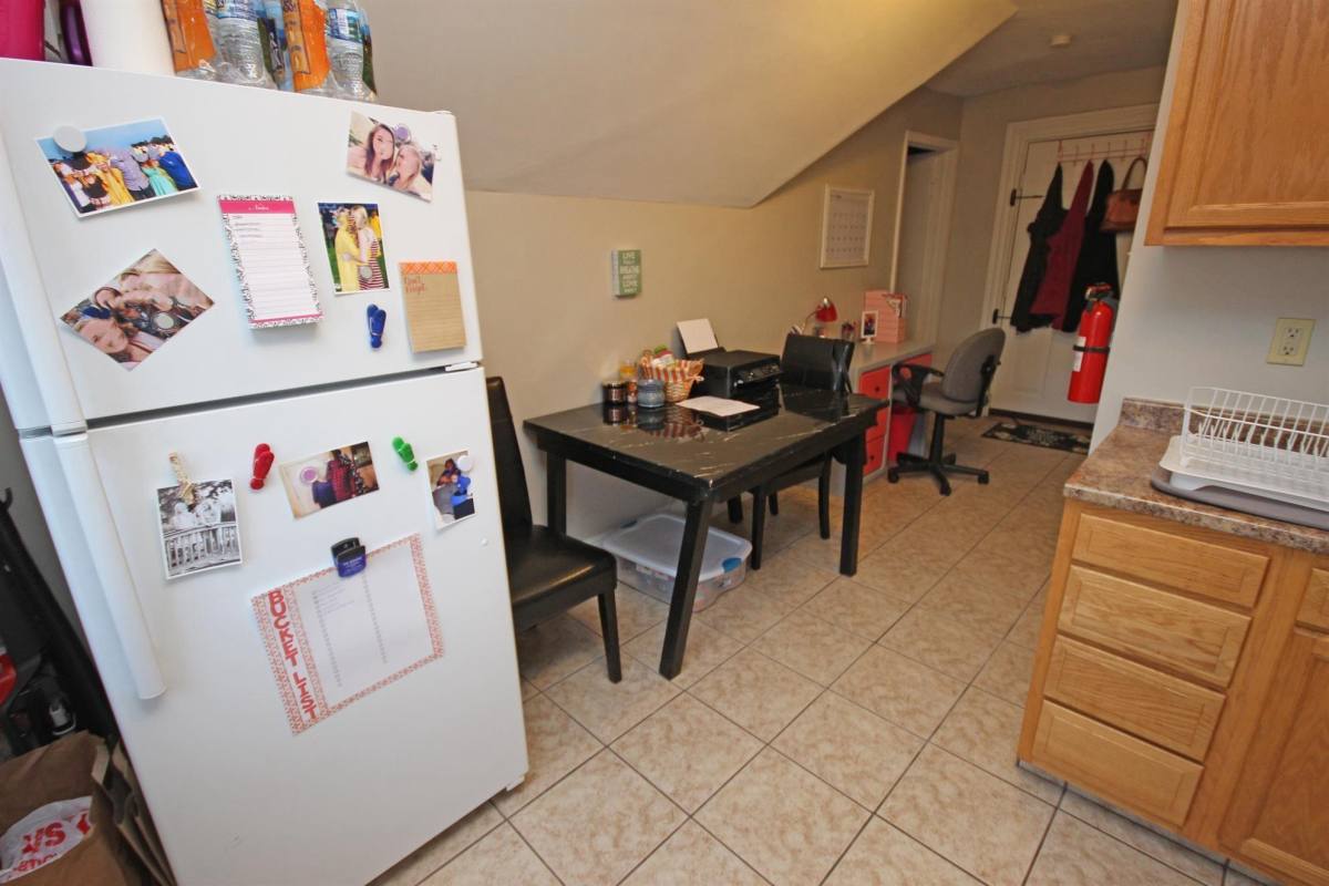 Apartment for rent at 308 N Neville St, Pittsburgh, PA 15213