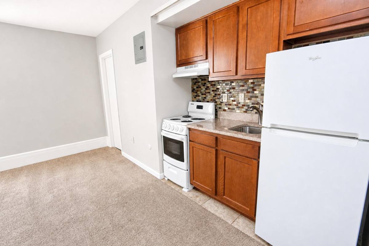 Apartment for rent at 300 Melwood Ave #4651 Centre, Pittsburgh, PA 15213