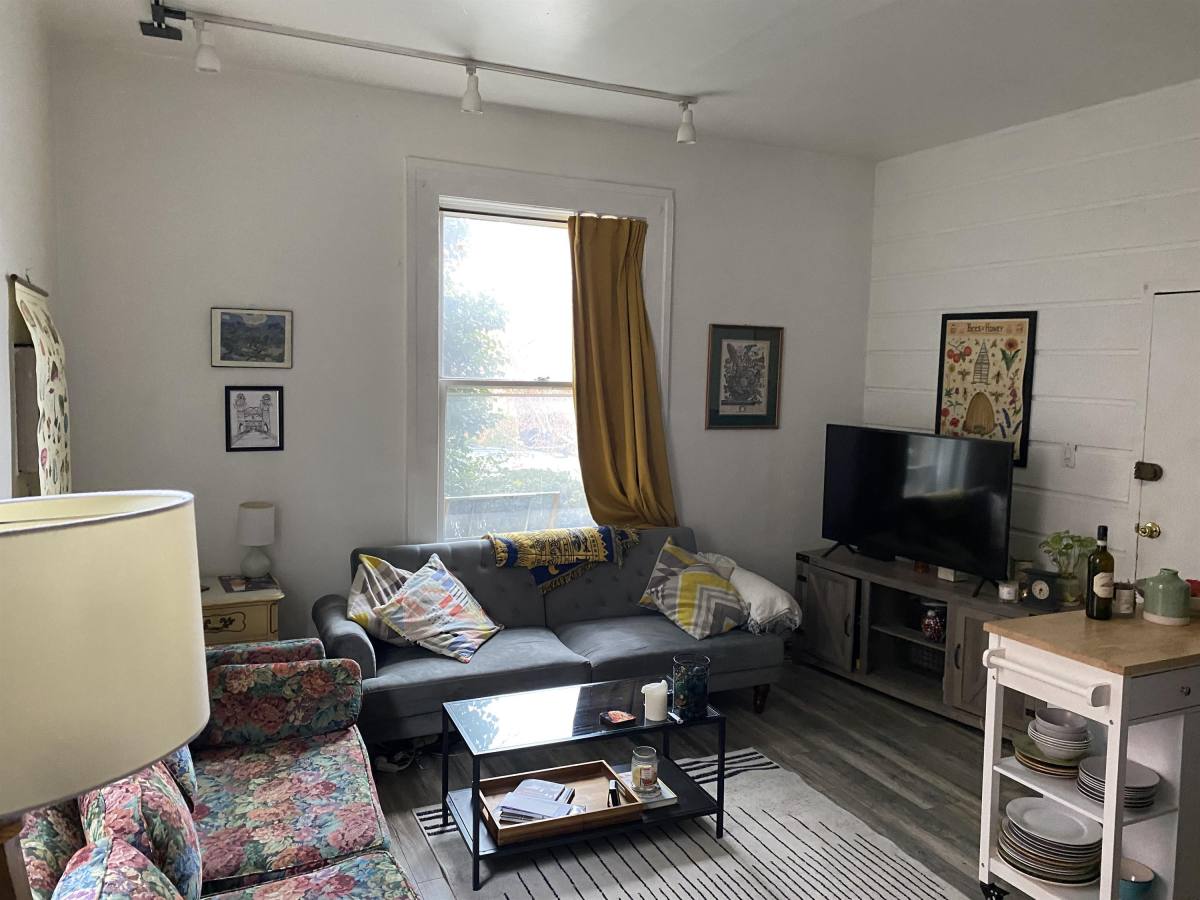 Apartment for rent at 314 Stratford Ave, Pittsburgh, PA 15232