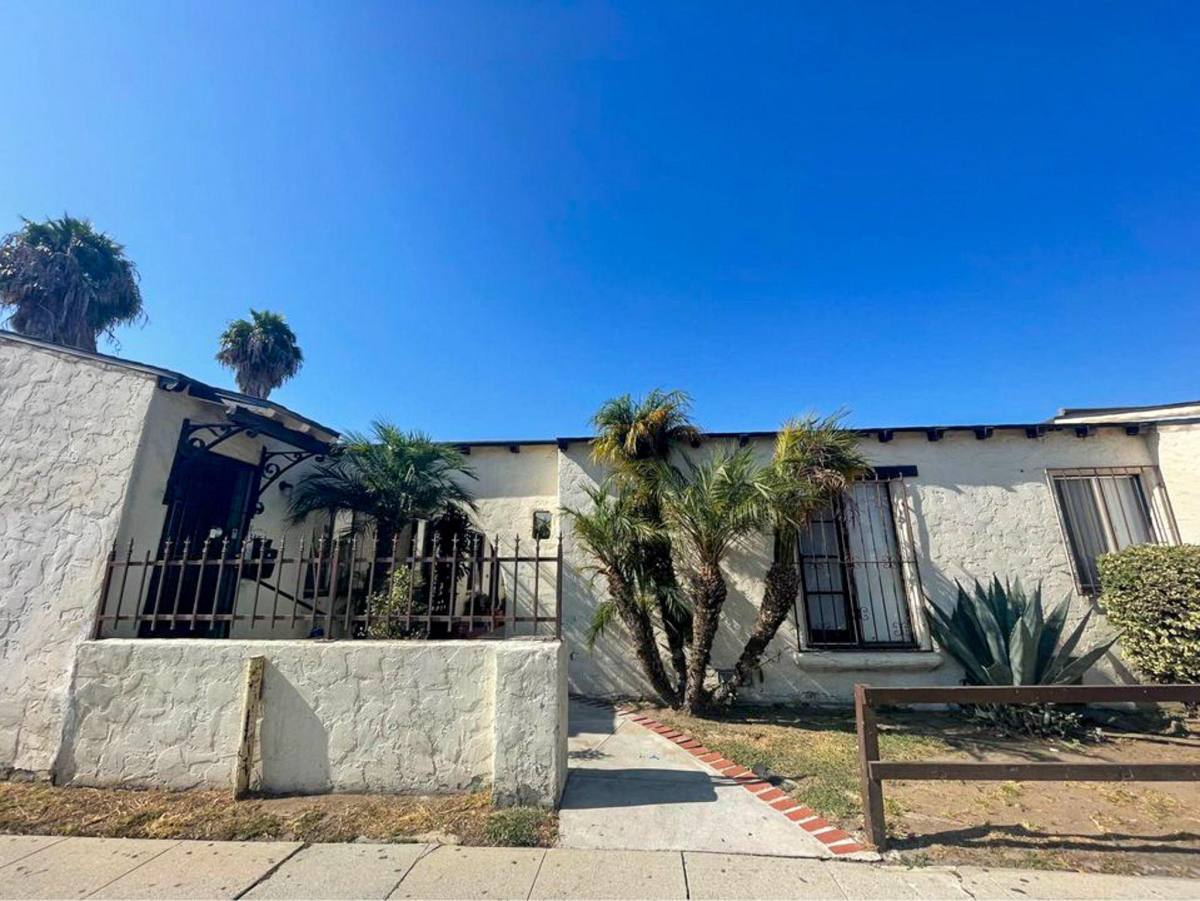 Apartment for rent at 1001-1007 Banning Blvd #347, Wilmington, CA 90744