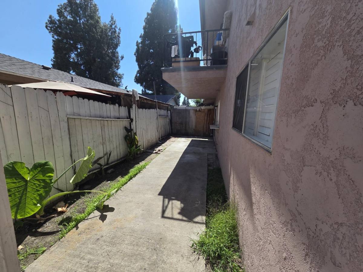 House for rent at 2044 S Nautical St #2, Anaheim, CA 92802