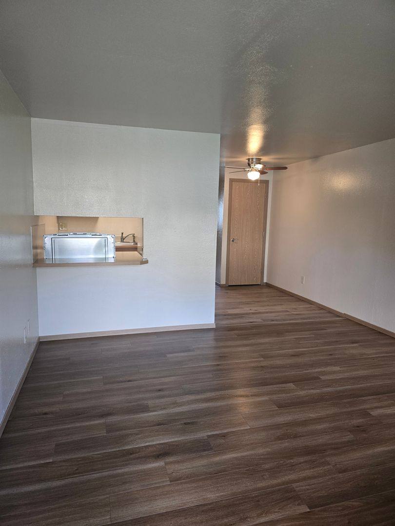 Apartment for rent at 1521 N 26th St, Mount Vernon, WA 98273