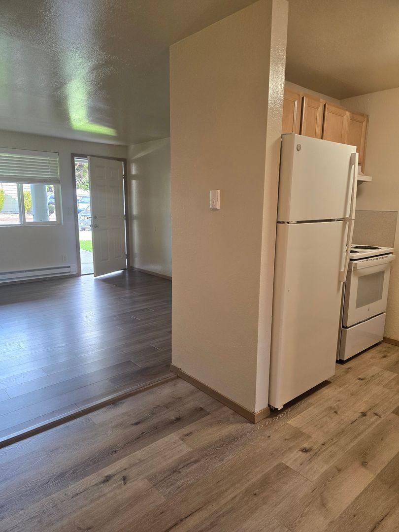 Apartment for rent at 1521 N 26th St, Mount Vernon, WA 98273