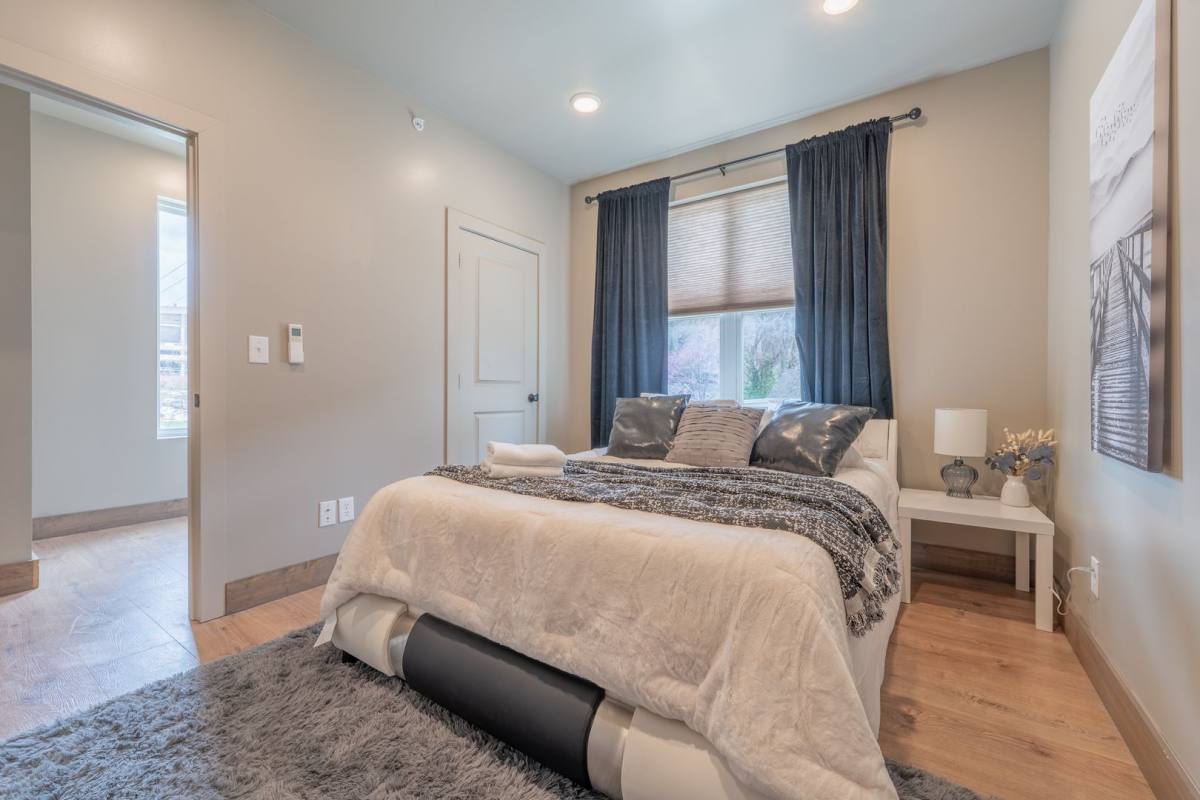 Townhouse for rent at 403 E 20th St, Bloomington, IN 47408