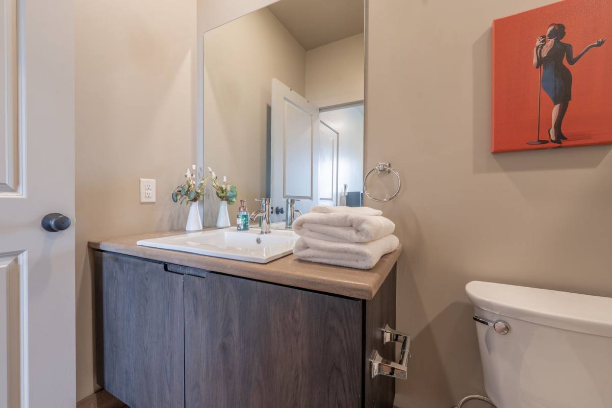 Townhouse for rent at 403 E 20th St, Bloomington, IN 47408